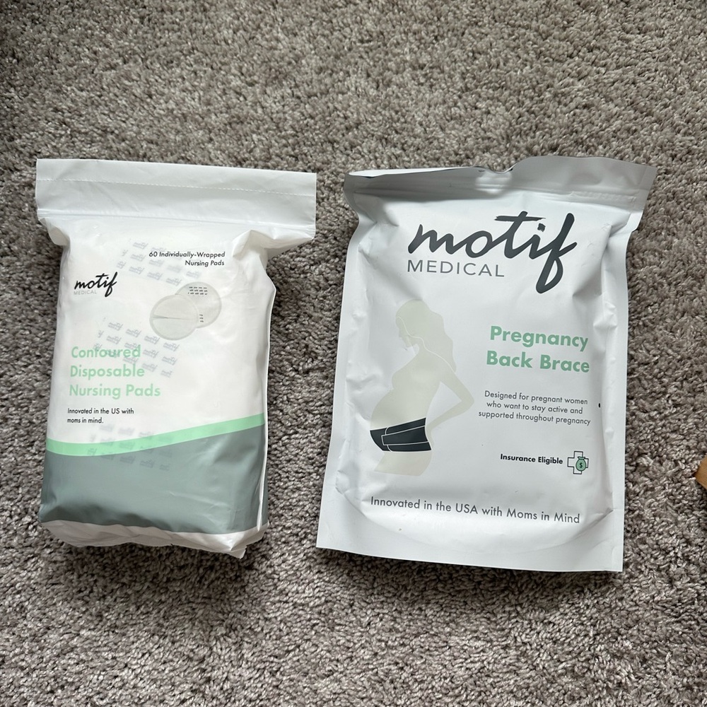 Motif Medical Nursing Pads and Pregnancy Back Brace Set